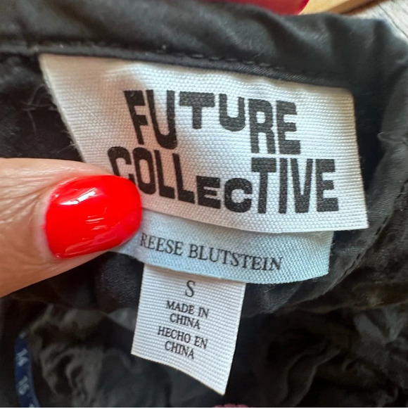 Women's Elbow Sleeve Ruffle Textured Top Future Collective Size Small Black 1248 - Picture 7 of 7